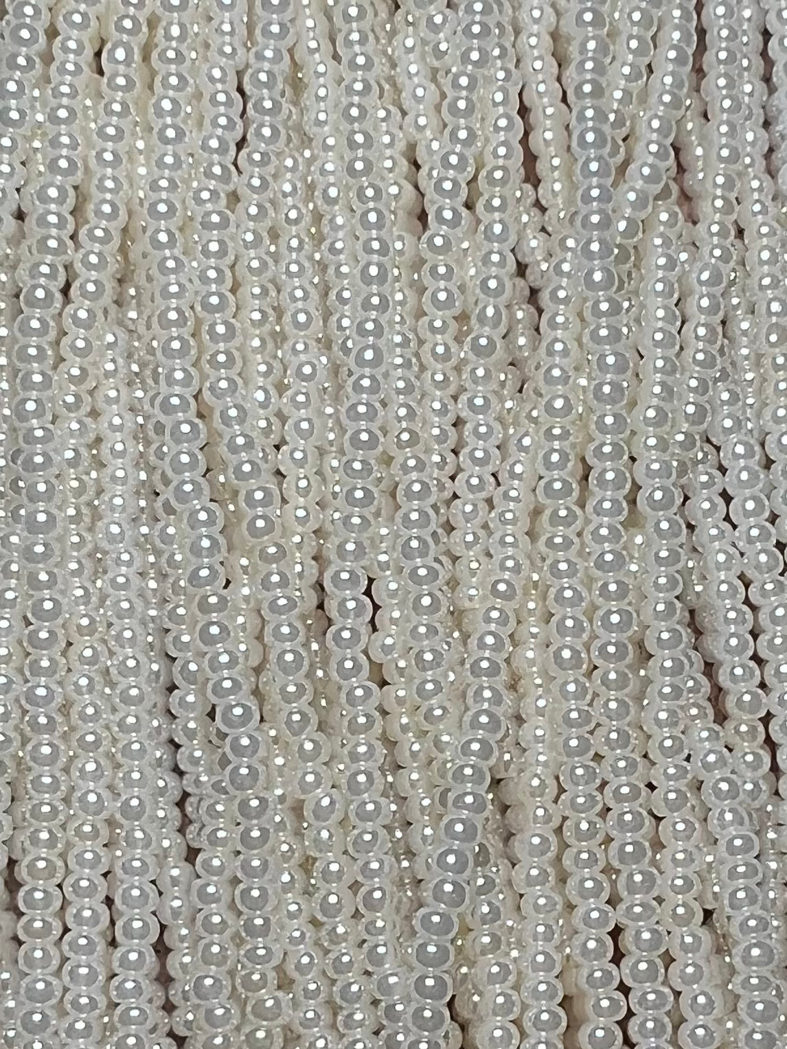 Czech Seed Beads, 11/0 - Pearlized Shell (Strung) Hank