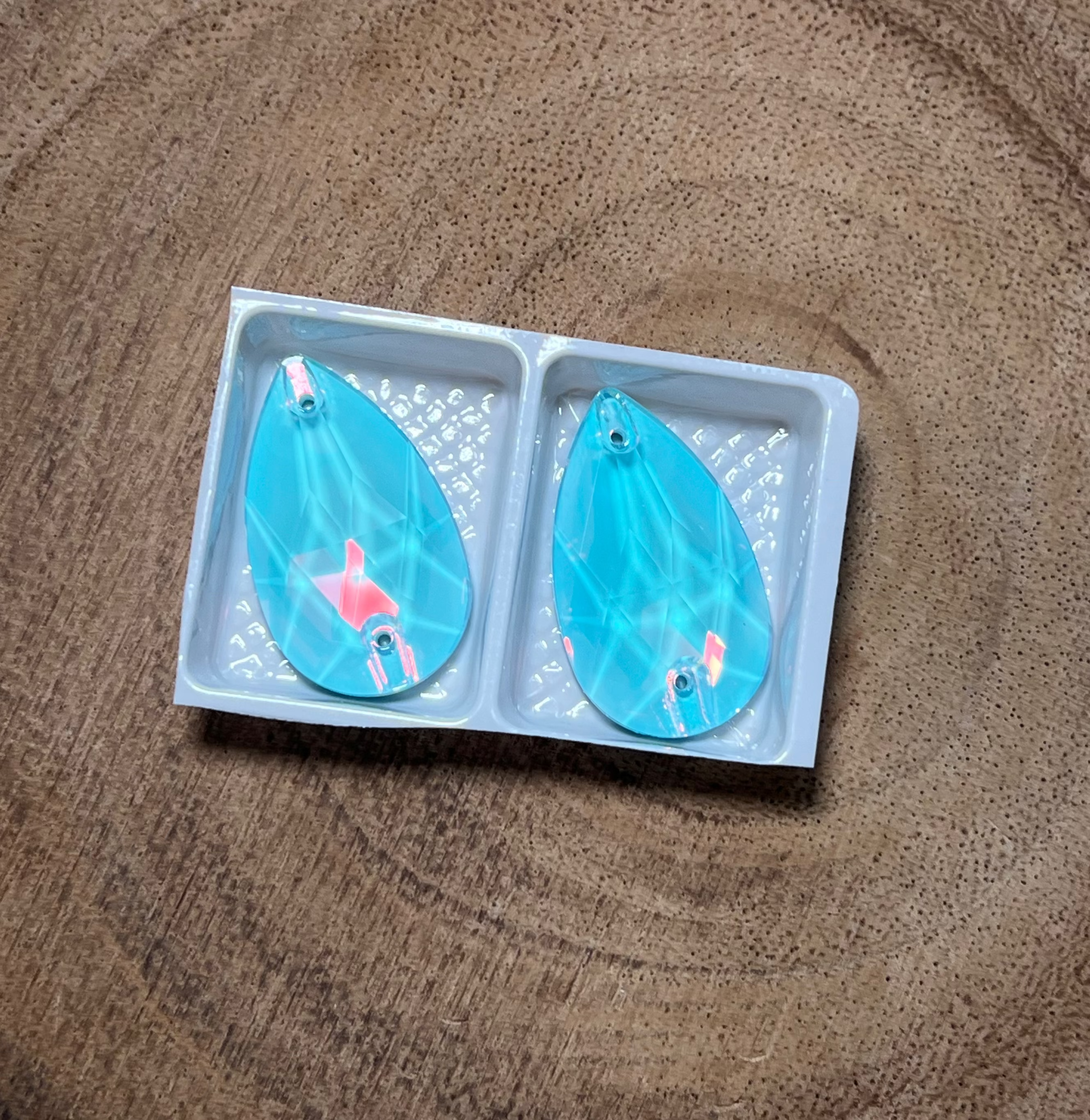 Teardrop Gem Aquamarine 17x28mm